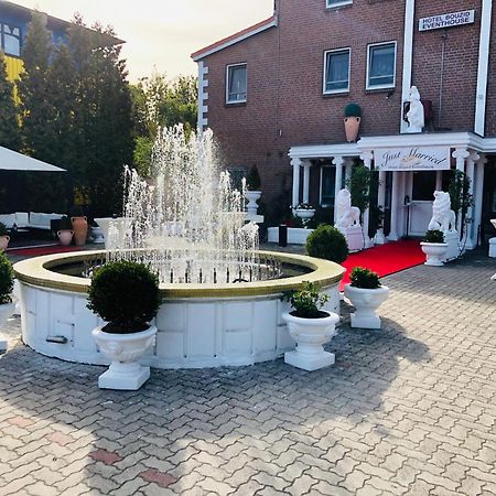 Hotel Bouzid - Laatzen Luaran gambar