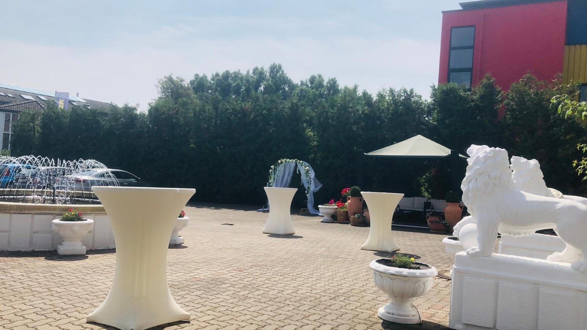 Hotel Bouzid - Laatzen Luaran gambar