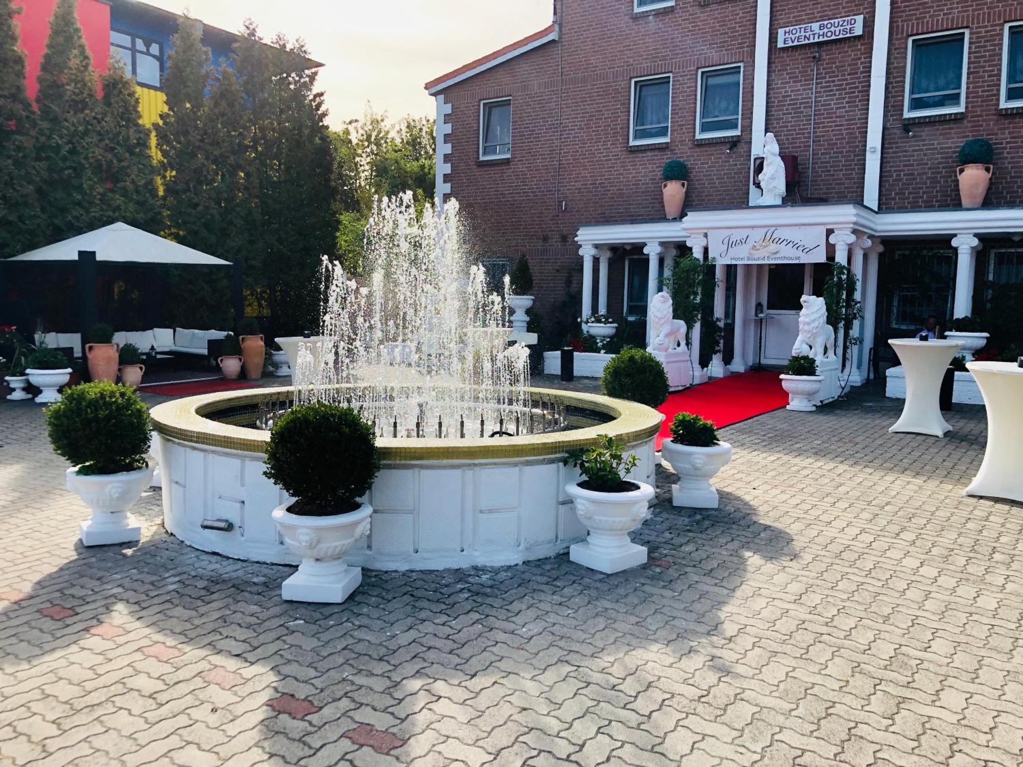 Hotel Bouzid - Laatzen Luaran gambar