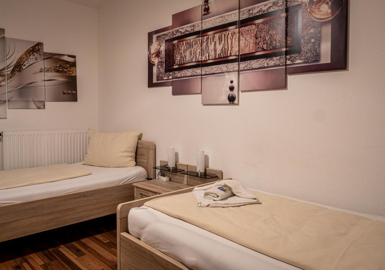 Hotel Bouzid - Laatzen Luaran gambar