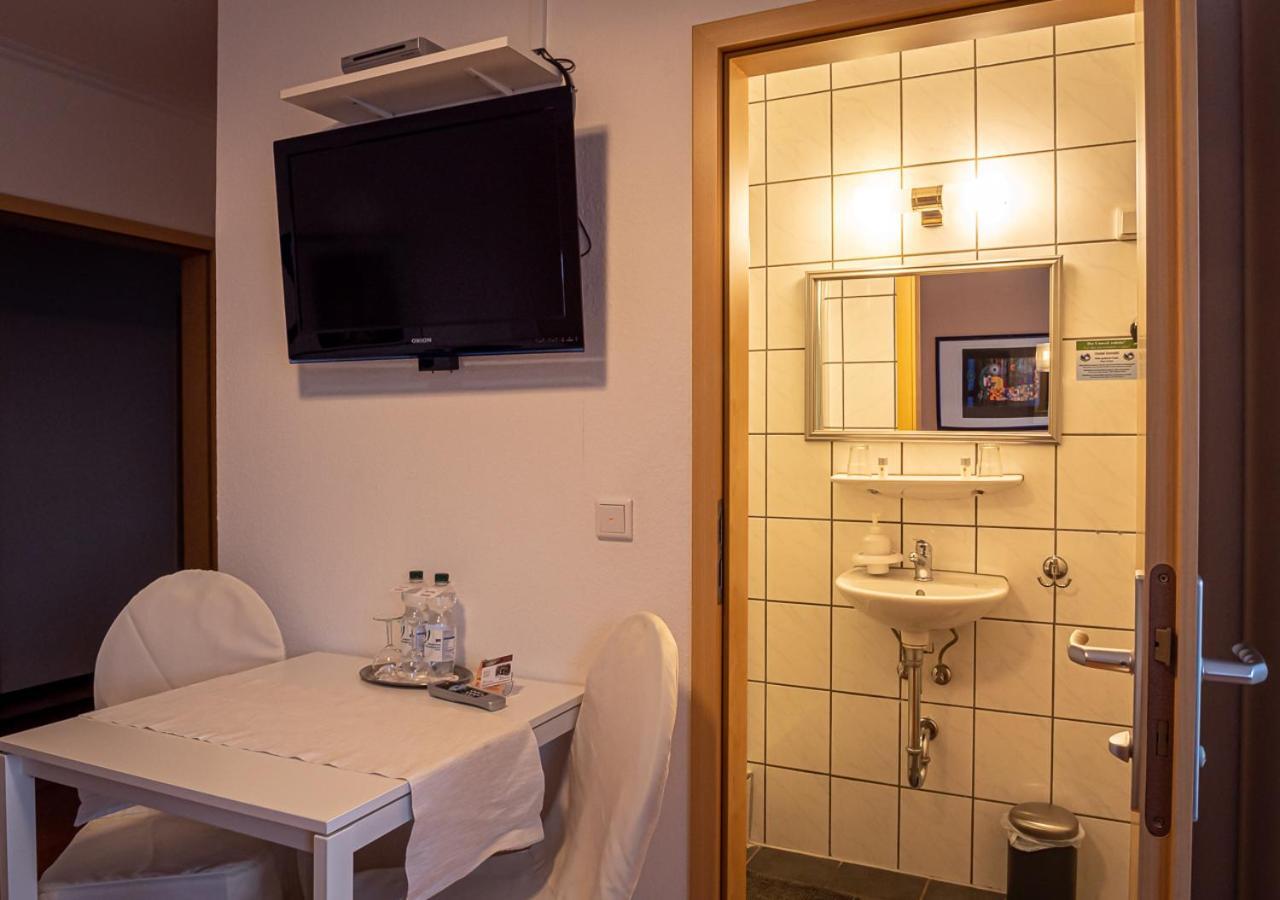 Hotel Bouzid - Laatzen Luaran gambar